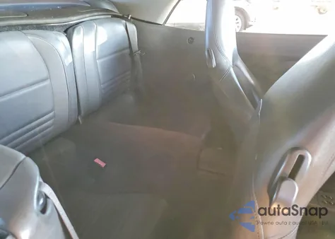 1999 Porsche 911 Carrera z USA, uszkodzony, nr VIN WP0CA2996XS654474